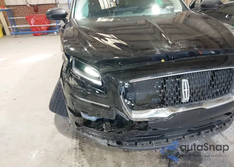 2023 Lincoln Nautilus Reserve z USA, uszkodzony, nr VIN 2LMPJ8K95PBL15617